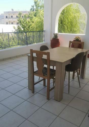 Seaview Apartment In Porto Rafti