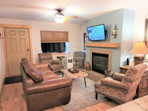 Kitz Condo, Downtown Fun, A/c, Shuffleboard, Xbox