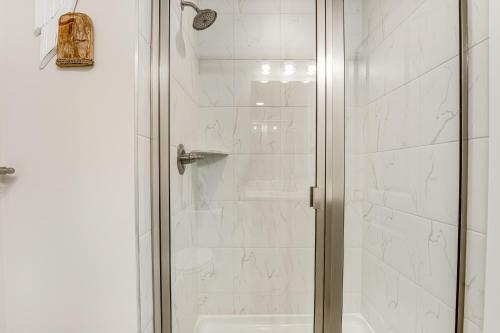 White Creek At Bethany --- 31899 Wharf Court