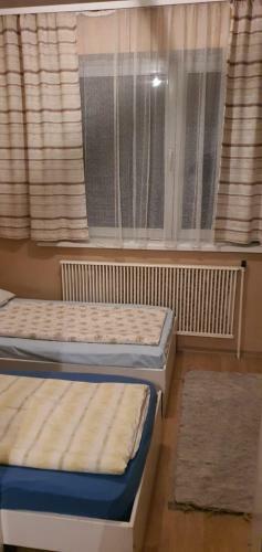 Apartamento Monteurzimmer = Anicka