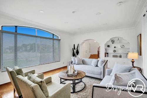 7 Br Villa W Private Heated Pool & Gameroom
