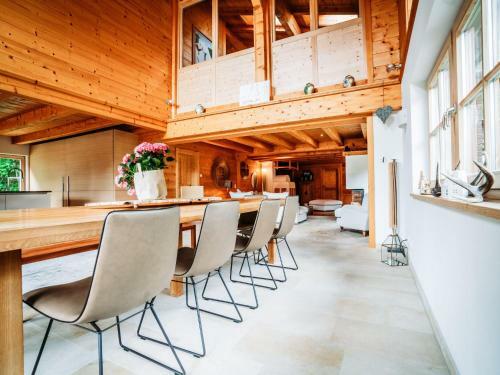 Hideway Chalet Gamsgl�ck With Pool And Sauna