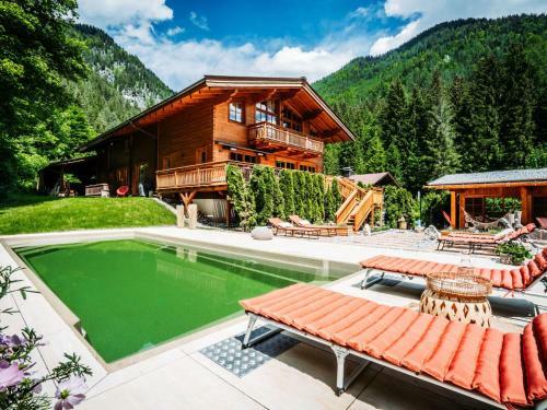 Hideway Chalet Gamsgl�ck With Pool And Sauna