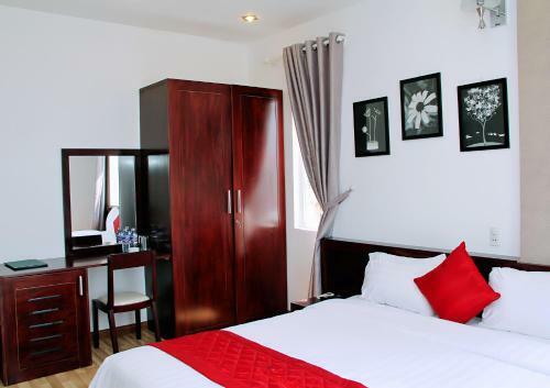 The Carnation Hotel
