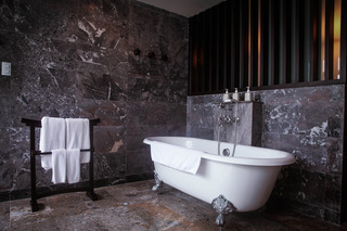 Hotel Ana Mandara Hue Beach Resort