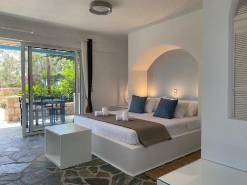Hostal Casa Marimar Boutique Bungalows & Suites