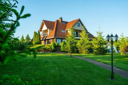 Villa Lakeland Residence