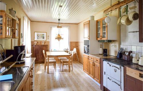 Nice Home In Vimmerby With 4 Bedrooms