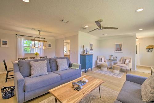 Satellite Beach Home Lanai, Walk To Beach!