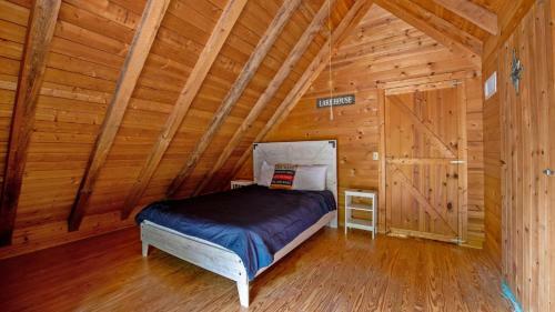 Carters Lake Retreat-kayaks Firepit Pet Friendly