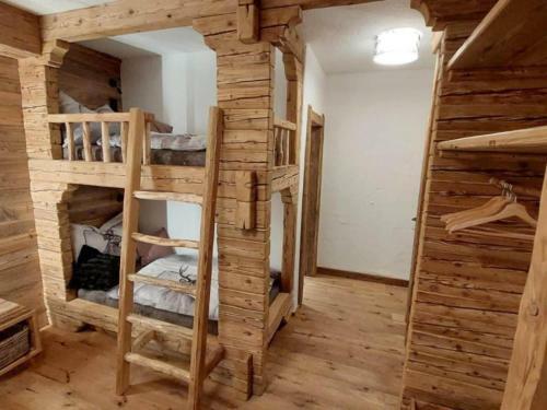 Chalet In Sagritz With Sauna And Hot Tub