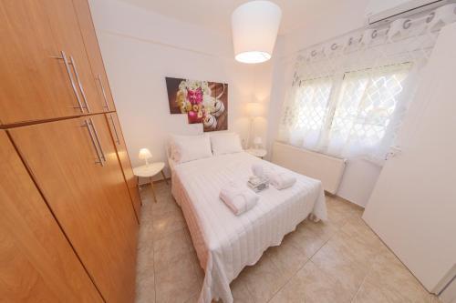 Aphrodites Deluxe Apartment 1