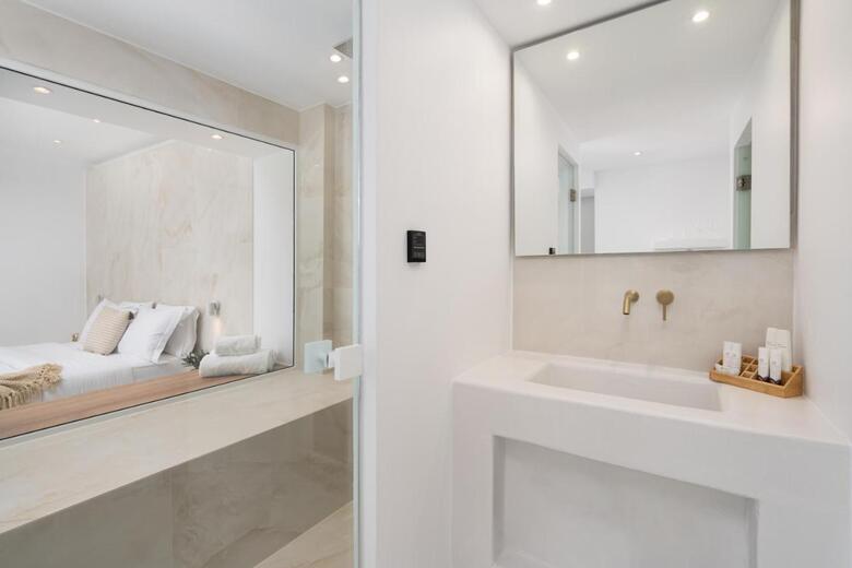 Hotel Cycladic Suites