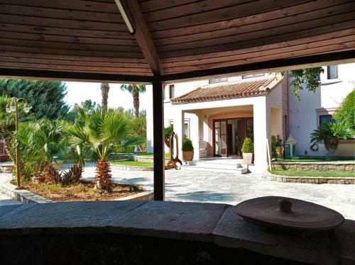 Villa With Gardens And Stunning Views