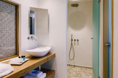 Hotel Opalia Suites
