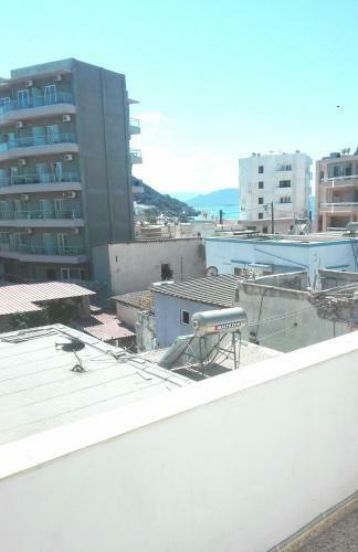 Small Apartment (studio) In Town With Sea View