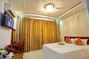 Romeliess Hotel