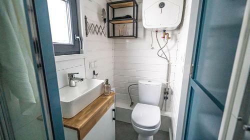 P�?wysep Zacisze - Tiny House Village