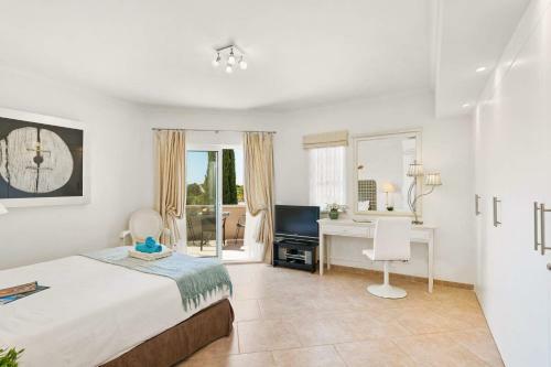 Villa Sunset By Villa Plus