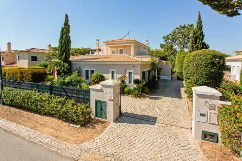 Villa Sunset By Villa Plus