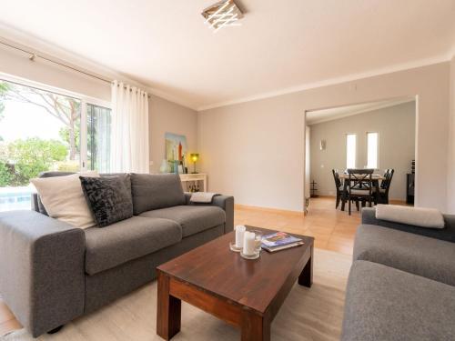 Lavish Villa In Vilamoura With Private Pool