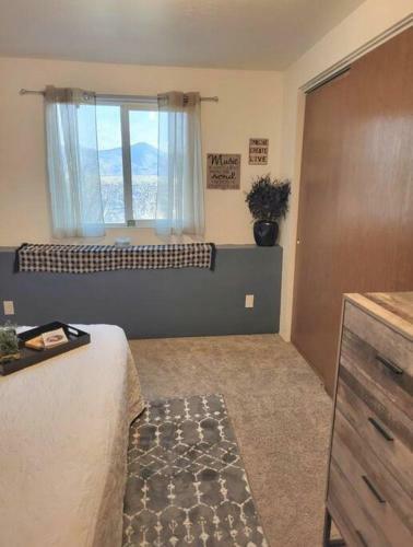 Apartment With Hot Tub, Mountain Views And Arcade