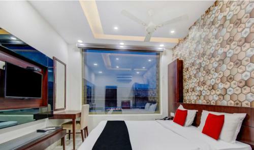 Lrc Hotels & Banquets By Myra Escapades