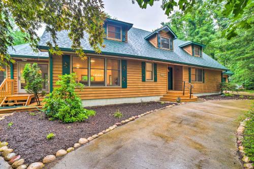 Michiana Shores Retreat With Deck And Fire Pit!