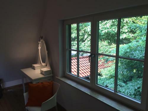Apartment Air