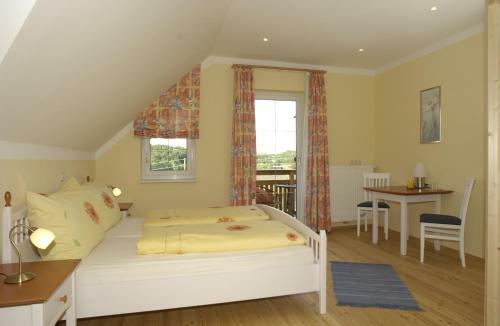 Hostal Hotel Garni H�gellandhof