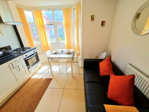 Apartamento Full Flat-g Floor-private Kitchen/bathroom-parking