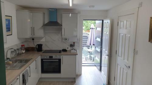 House 1905 - Self Catering Serviced Apartment