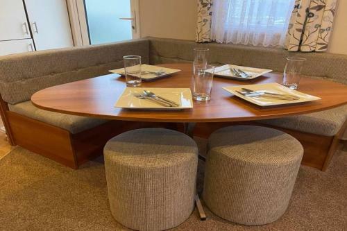 Immaculate 2-bed Sleeps 6 In Pevensey Bay