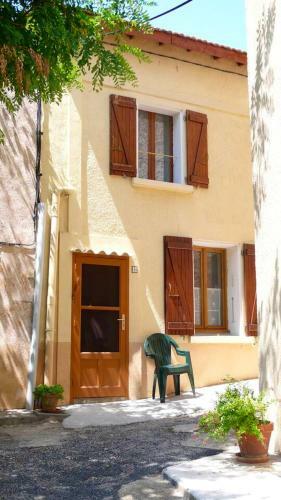 Maison de 2 Chambres Avec Jardin Clos Et Wifi A Feuilla