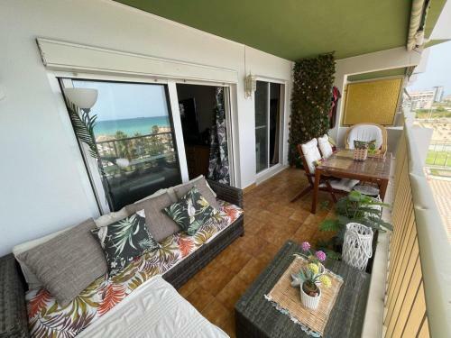 Apartamento En Primera L�nea de Playa Del Puig