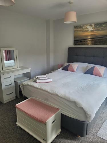Blue Bay View - One Bed Apartment @ The Bay, Filey