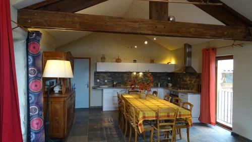 Hotel G�te De Chapel�che Les Glycines