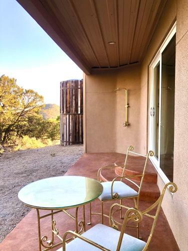 Villa Architectural Peace And Perfection In The Sandia Mountains