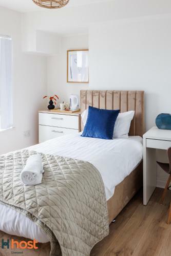 Host Liverpool - Walton Rooms