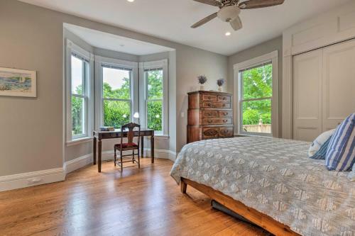 Apartamento Charming Greenport Gem With Walkable Location!
