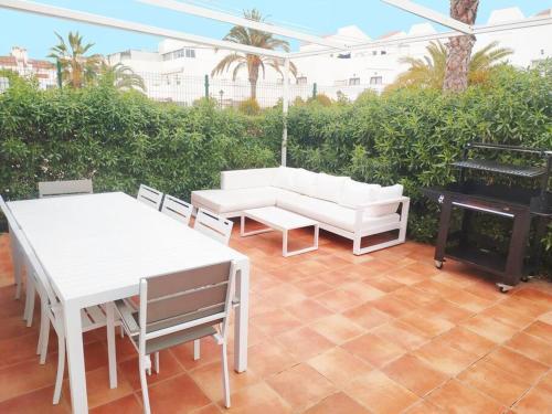 Apartamentos Vera - Chalet Marinas