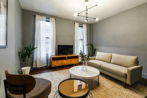 Furnished 1br Lenox Hill Apartment