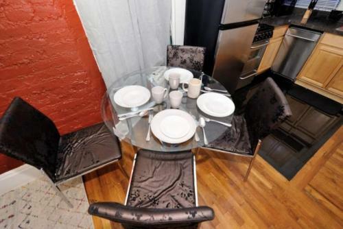 Modish 2br Apartment In Nyc