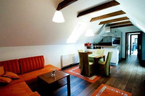 Hostal Hotel Garni Winzerhof H�dl