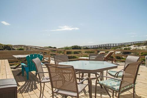 Just A Beach Cottage By Oak Island Accommodations