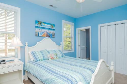 Paradise Cove By Oak Island Accommodations