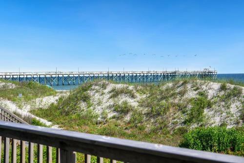 Carolina Dawn By Oak Island Accommodations