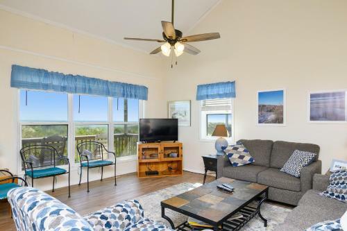 Carolina Dawn By Oak Island Accommodations