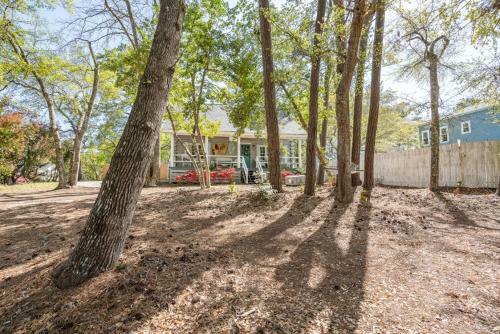 Blue Heaven By Oak Island Accommodations