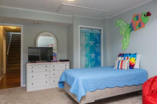 Barbee Beach House By Oak Island Accommodations